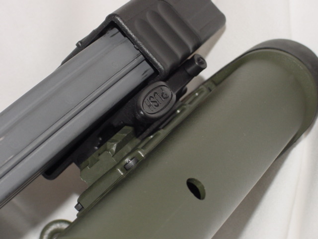 Command Arms Accessories Picatinny Rail Mag Holder.Shop | AR15 Parts ...